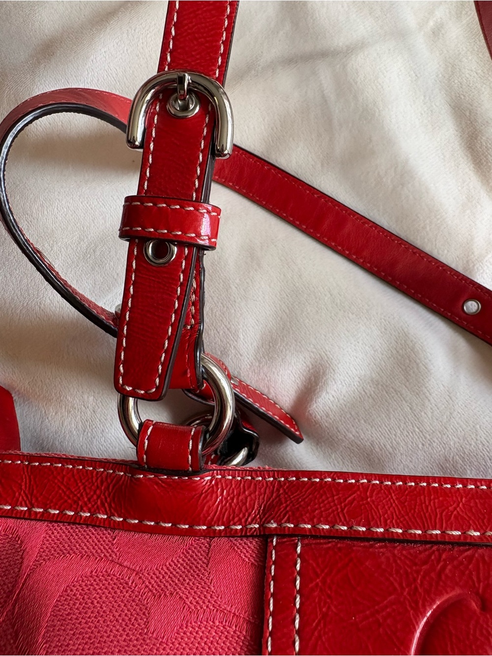 Coach Signature Pleated Tote in Cherry Red 🍒 - Picture 6 of 15